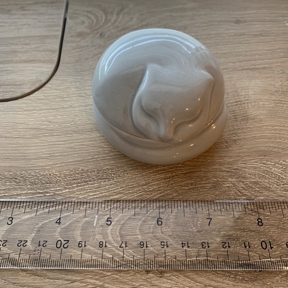 Vintage Tiffany & Co. Porcelain Cat Jewelry Holder